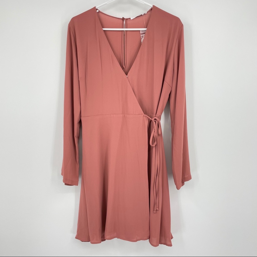 Lush Wrap Dress Size Large